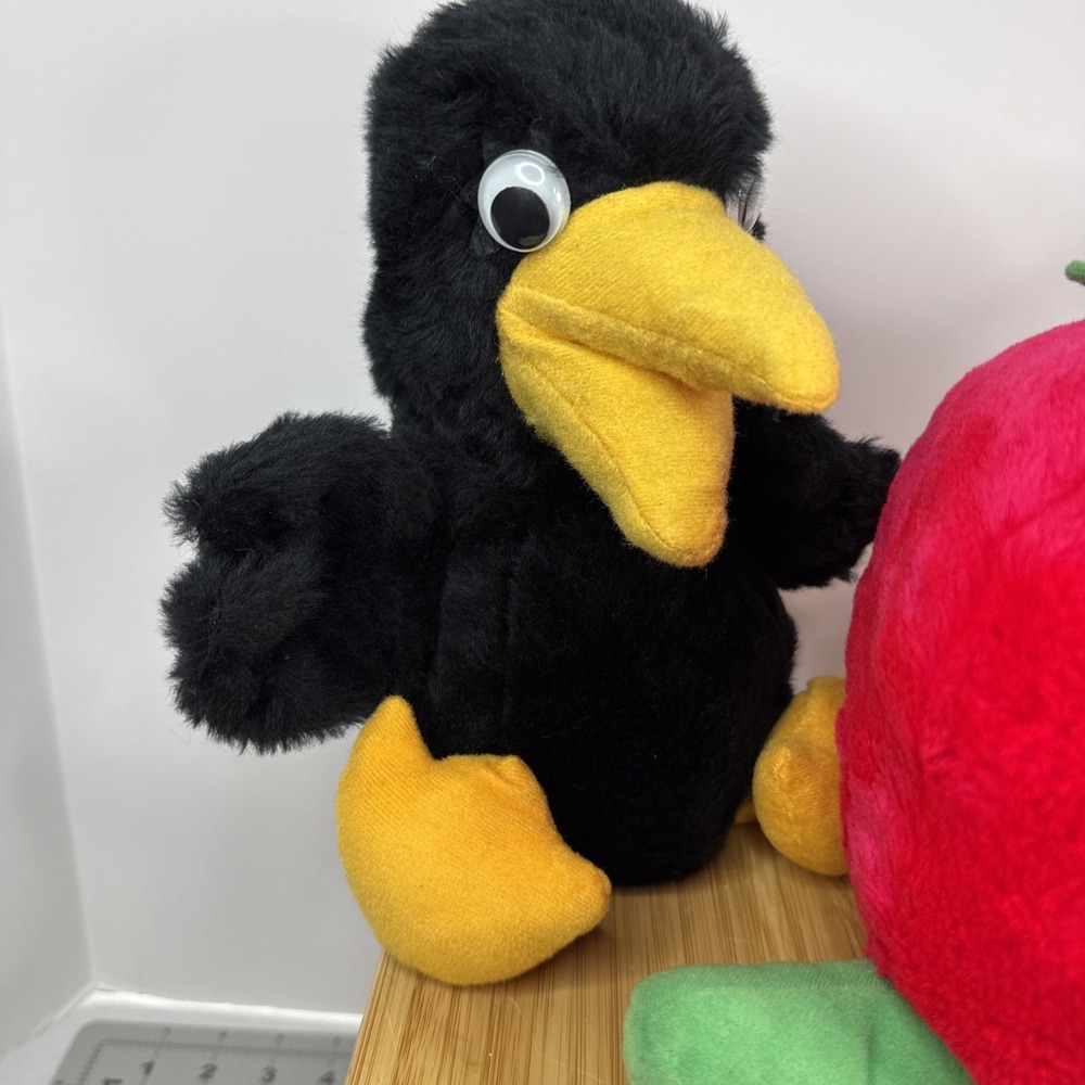 Vtg Del Monte Country Yumkins Plush Lot of 2‎ Anthropomorphic Reddie Tomato Crow - Picture 3 of 11